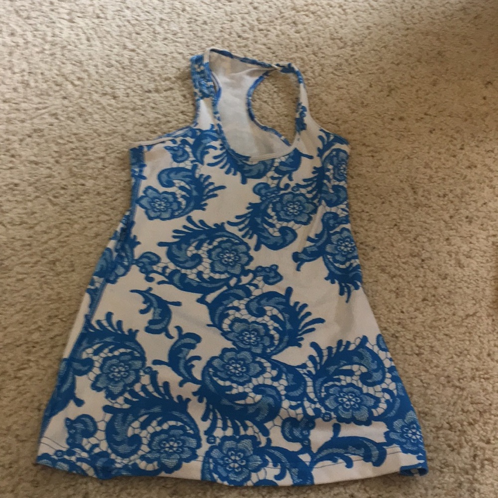 Super cute blue and white lululemon tank